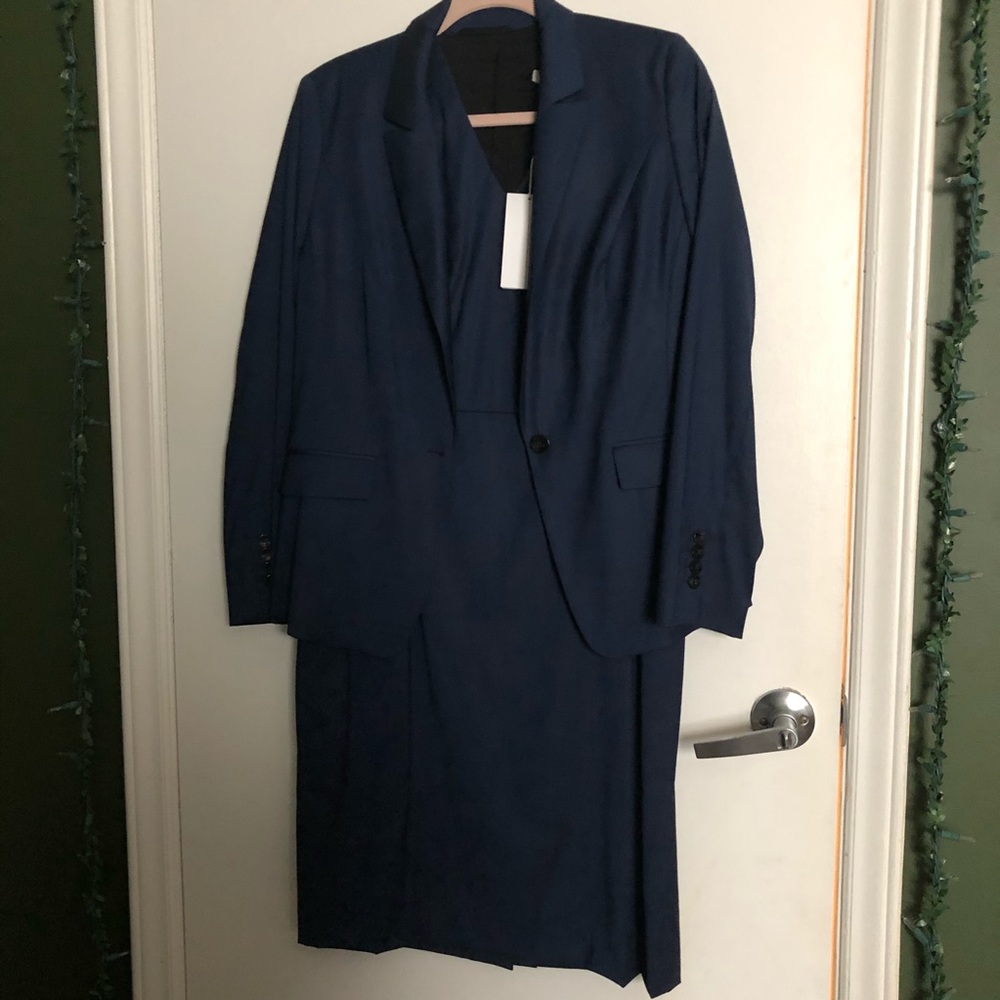 NWT Hugo Boss Suit Dress & Blazer in Navy